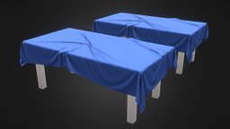 Table with wrinkled cloth