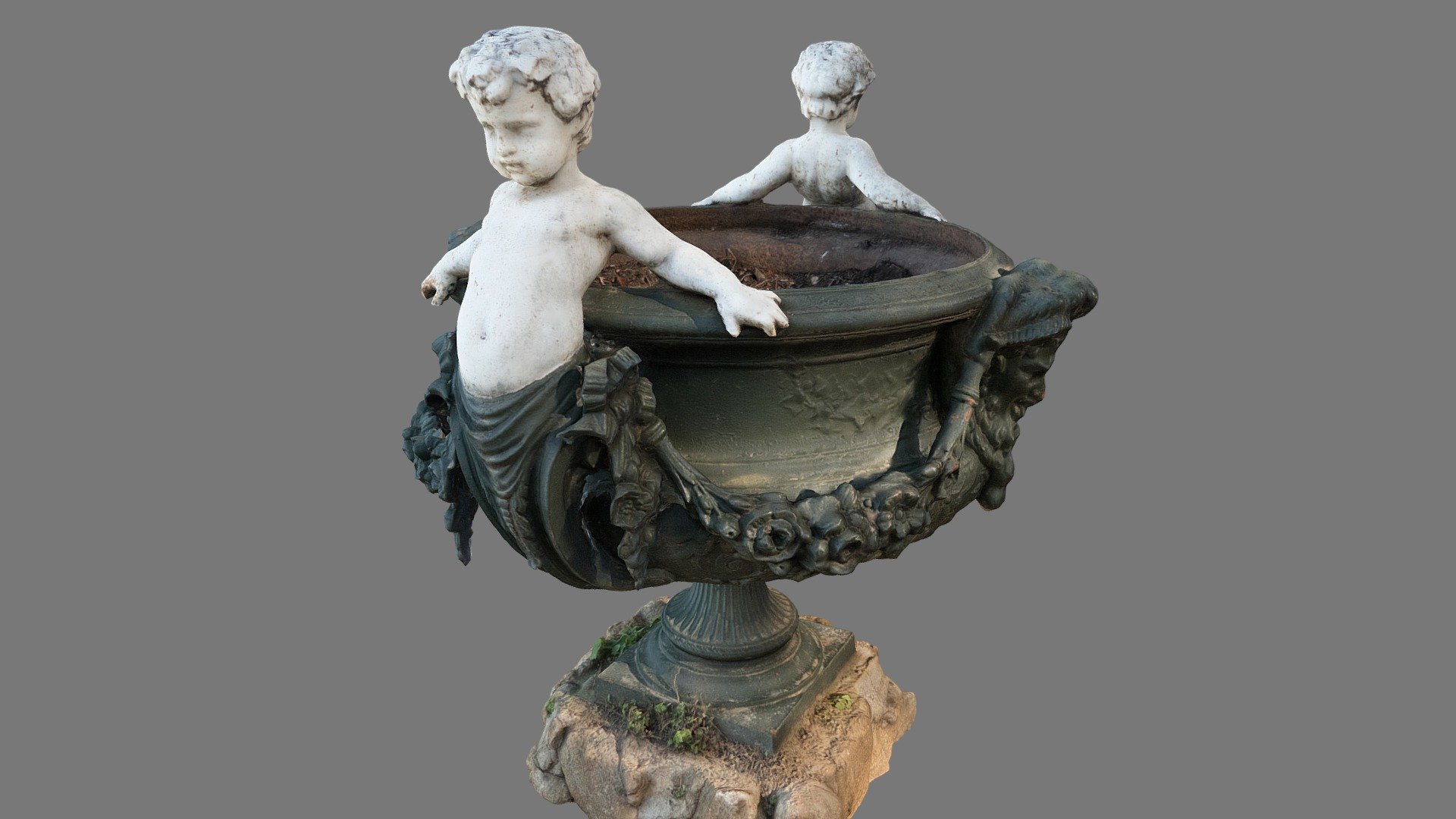 Cherubs on vase 3d model